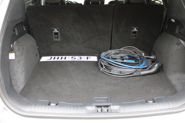 Ford Kuga 2.5 PHEV ST-Line X | Trekhaak | Panoramadak | B&O | BLIS | Matrix | Adaptieve cruise