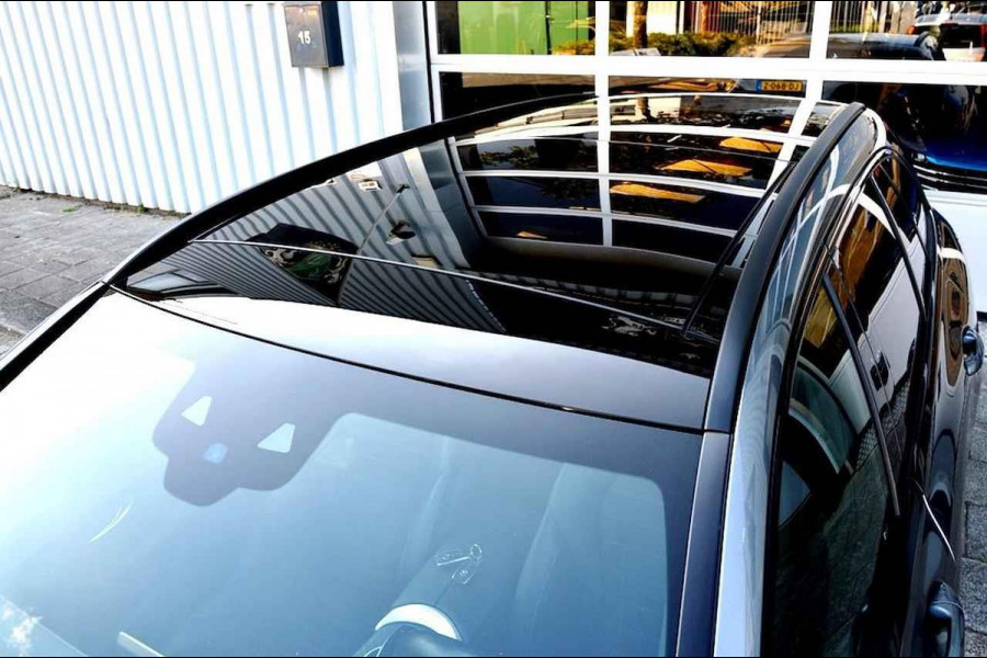 Mercedes-Benz C-Klasse Estate 300 e AMG 360º/LEER/NAVI/PANO