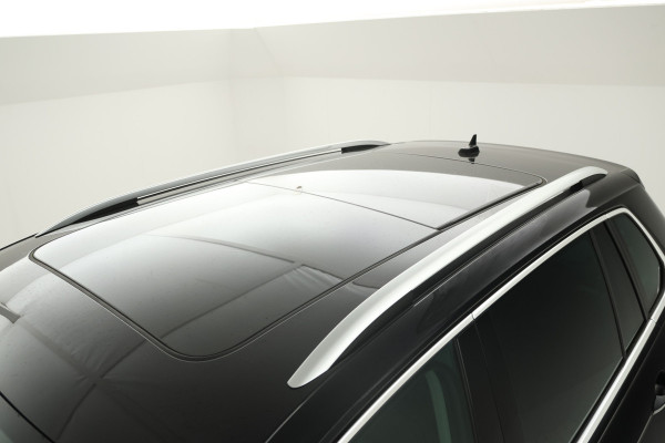 Volkswagen Tiguan 1.5 TSI Elegance Automaat, Volleder, Digital Dash