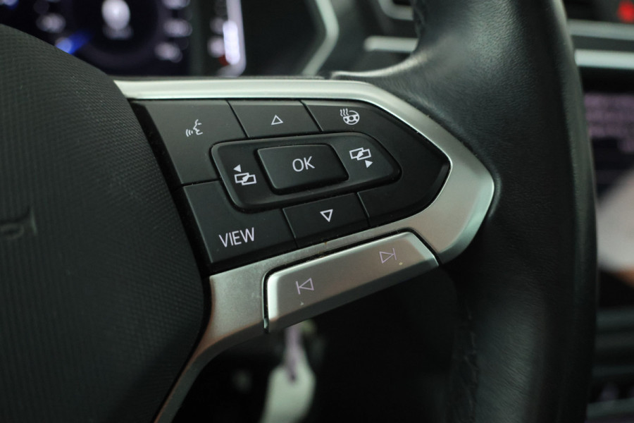 Volkswagen Tiguan 1.5 TSI Elegance Automaat, Volleder, Digital Dash