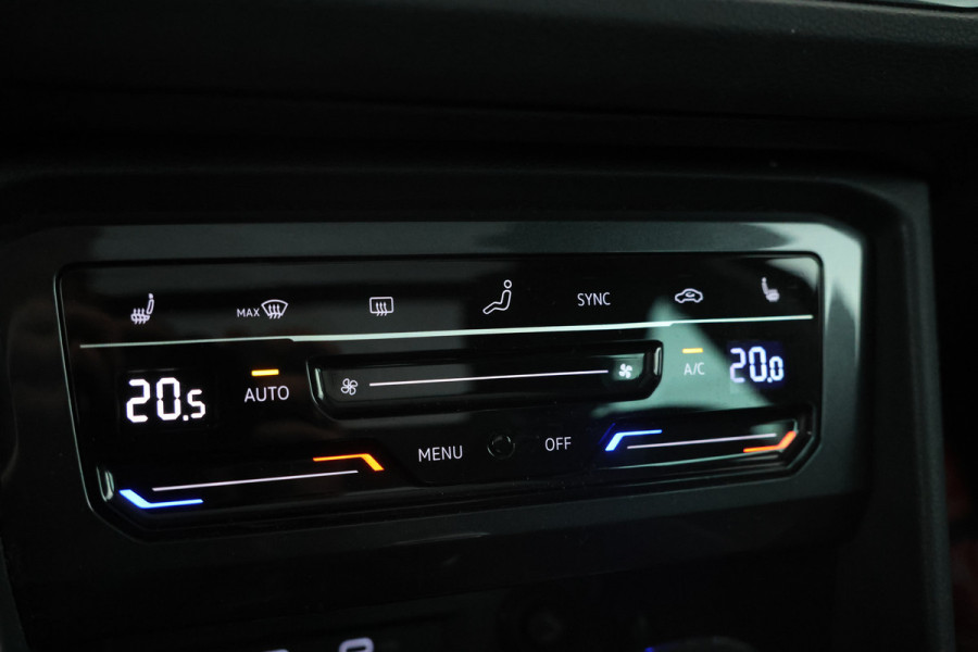Volkswagen Tiguan 1.5 TSI Elegance Automaat, Volleder, Digital Dash