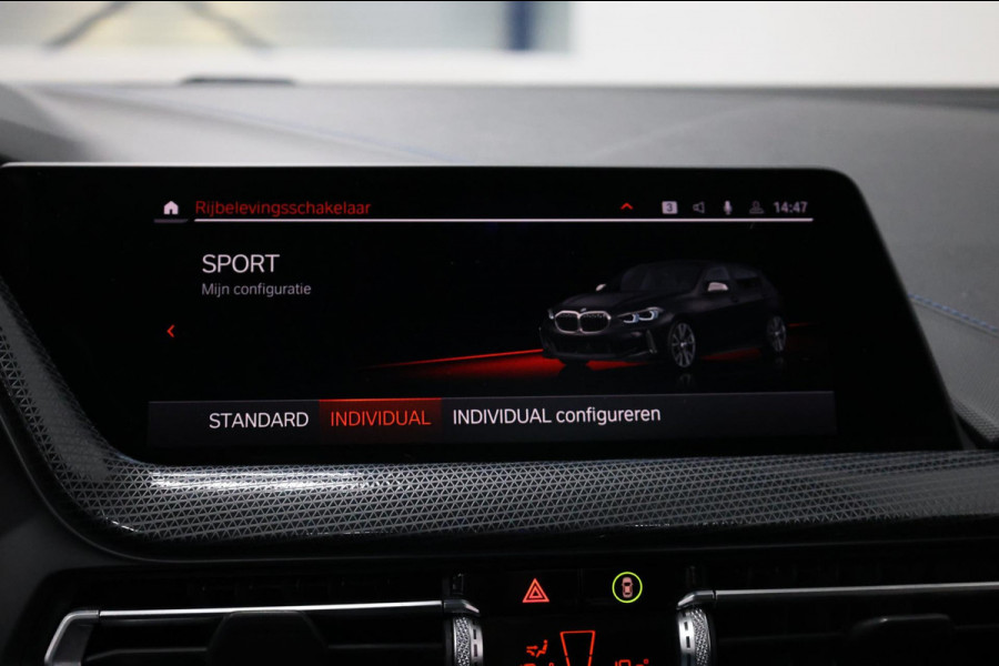 BMW 1-serie M135i xDrive 306+PK M-PERFORMANCE/LED/VIRTUAL/SFEER/PANO/LEER+S.VERWARMING/CAM/LMV/ACC/ECC/12 MND GARANTIE!