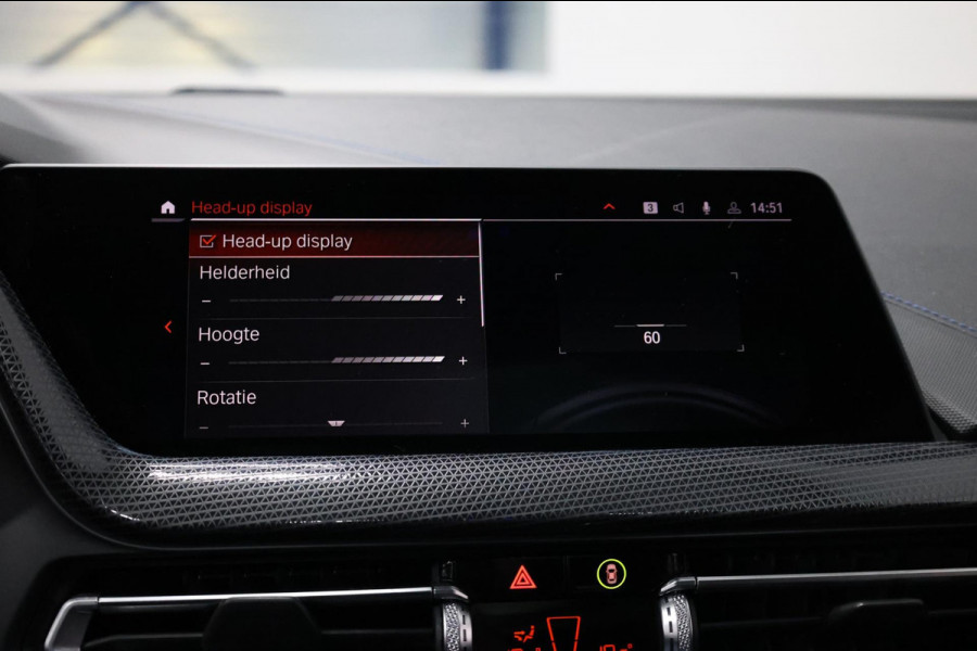 BMW 1-serie M135i xDrive 306+PK M-PERFORMANCE/LED/VIRTUAL/SFEER/PANO/LEER+S.VERWARMING/CAM/LMV/ACC/ECC/12 MND GARANTIE!