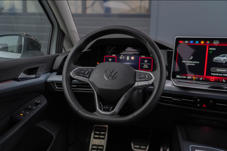 Volkswagen Golf Volkswagen Golf 8.5 1.5 eTSI 150pk Goal Edition Trekhaak|Stoelverw.|Navi|Cruise|Carplay