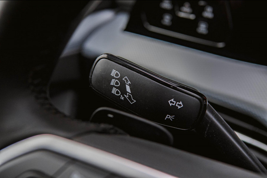 Volkswagen Golf Volkswagen Golf 8.5 1.5 eTSI 150pk Goal Edition Trekhaak|Stoelverw.|Navi|Cruise|Carplay