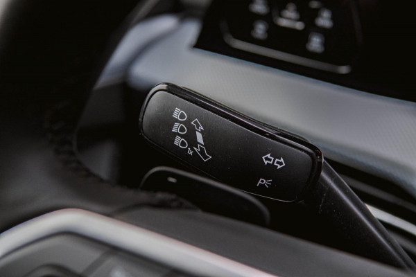 Volkswagen Golf Volkswagen Golf 8.5 1.5 eTSI 150pk Goal Edition Trekhaak|Stoelverw.|Navi|Cruise|Carplay