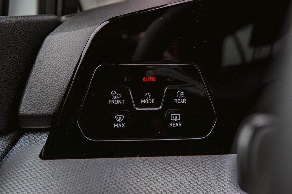 Volkswagen Golf Volkswagen Golf 8.5 1.5 eTSI 150pk Goal Edition Trekhaak|Stoelverw.|Navi|Cruise|Carplay