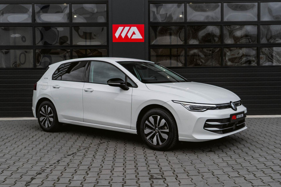 Volkswagen Golf Volkswagen Golf 8.5 1.5 eTSI 150pk Goal Edition Trekhaak|Stoelverw.|Navi|Cruise|Carplay