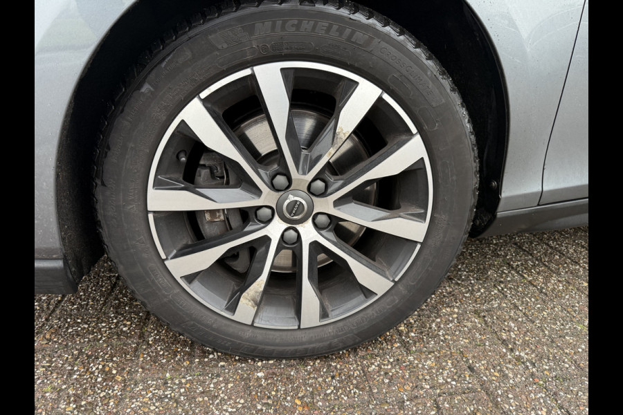 Volvo V40 Cross Country T3 Automaat Summum ** Navigatie ** Business Pack ** Stoelverwarming