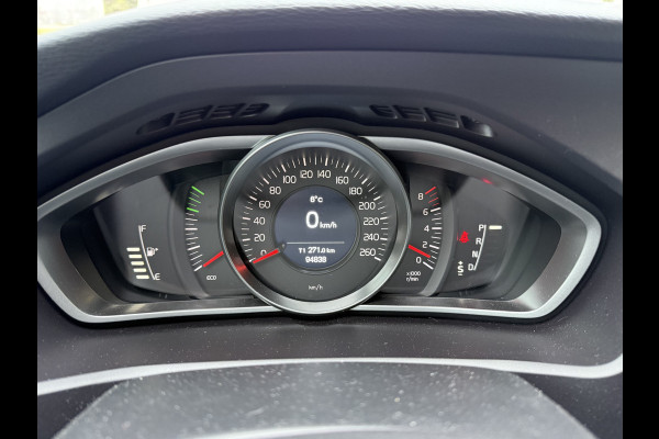 Volvo V40 Cross Country T3 Automaat Summum ** Navigatie ** Business Pack ** Stoelverwarming