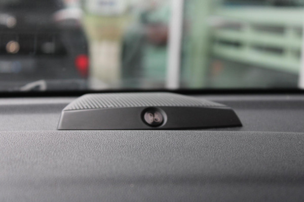 Ford Puma 1.0 EcoBoost Hybrid ST-Line X | Automaat 125pk | Vivid Ruby Edition | Stoelverwarming | Adaptive cruise control | Bang&Olufsen | Half leder | Camera | Elektrische achterklep