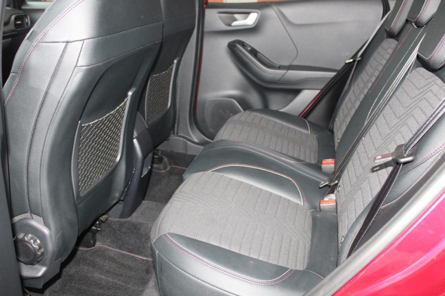 Ford Puma 1.0 EcoBoost Hybrid ST-Line X | Automaat 125pk | Vivid Ruby Edition | Stoelverwarming | Adaptive cruise control | Bang&Olufsen | Half leder | Camera | Elektrische achterklep