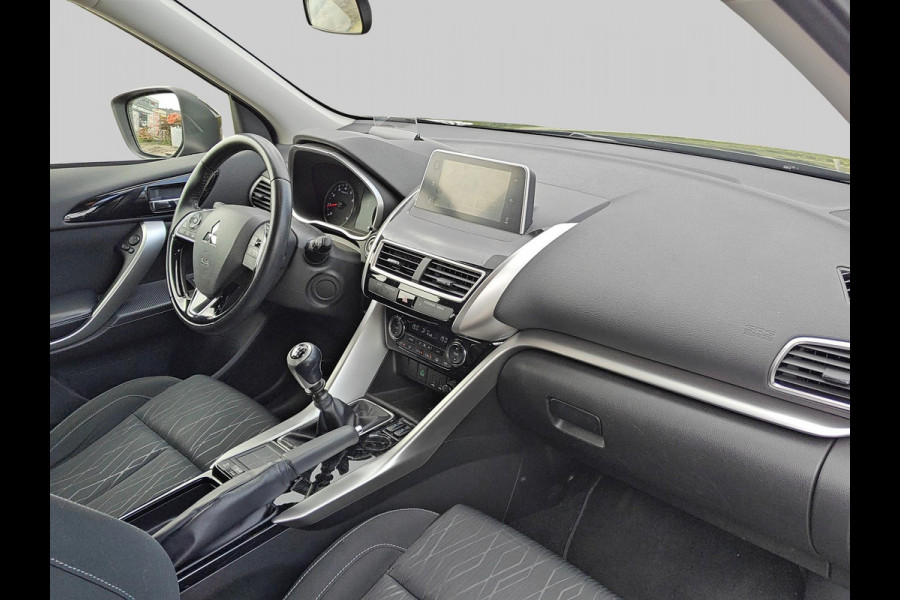 Mitsubishi Eclipse Cross 1.5 DI-T First Edition | Camera