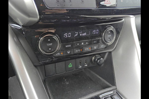 Mitsubishi Eclipse Cross 1.5 DI-T First Edition | Camera