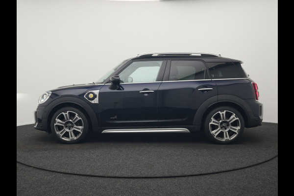 MINI Countryman 1.5 Cooper S E ALL4 MINI Yours Plug In Hybrid 220pk Dealer O.H PHEV | Panodak | Adaptive Cruise | Head Up | Lederen Sportstoelen Verwarmd | 19"L.M | Camera | Sfeerverlichting | Keyless | Apple Carplay |