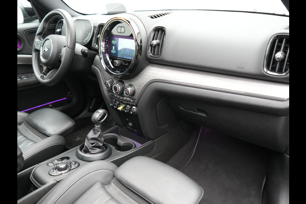 MINI Countryman 1.5 Cooper S E ALL4 MINI Yours Plug In Hybrid 220pk Dealer O.H PHEV | Panodak | Adaptive Cruise | Head Up | Lederen Sportstoelen Verwarmd | 19"L.M | Camera | Sfeerverlichting | Keyless | Apple Carplay |