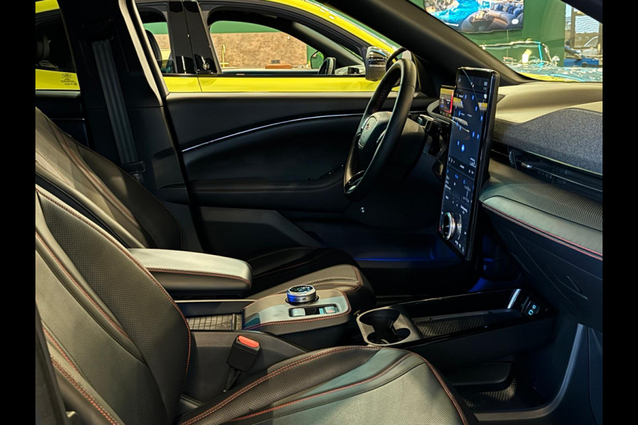 Ford Mustang Mach-E Extended AWD 98 kWh PANO, B&O, 360, ACC