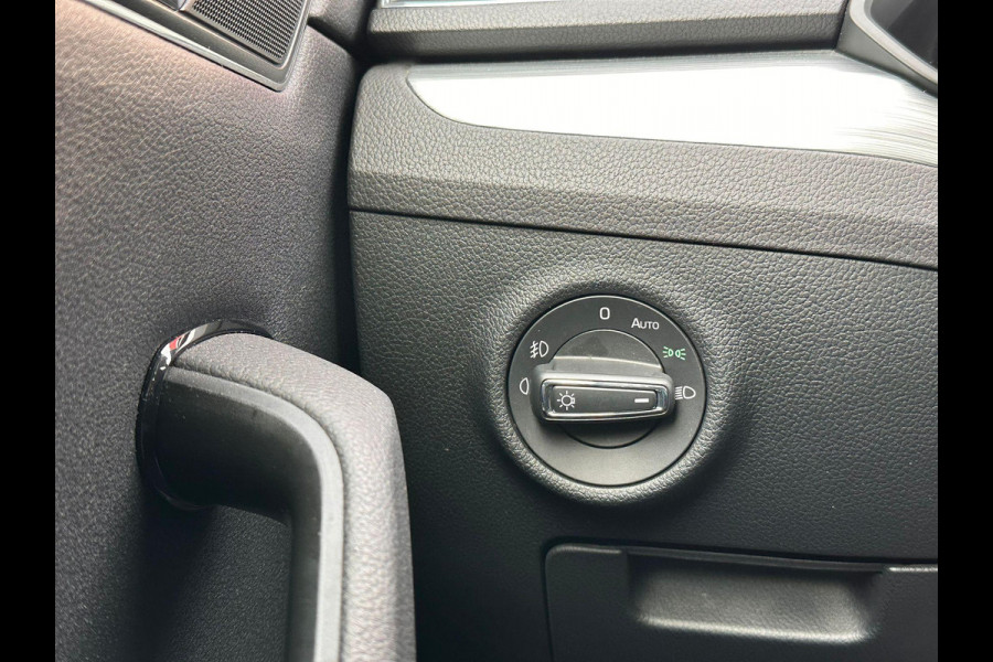 Škoda Superb Combi 1.4 TSI iV Business Edition Plus