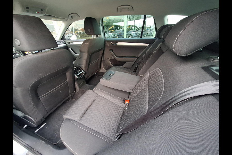 Škoda Superb Combi 1.4 TSI iV Business Edition Plus