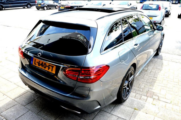 Mercedes-Benz C-Klasse Estate 300 e AMG 360º/LEER/NAVI/PANO