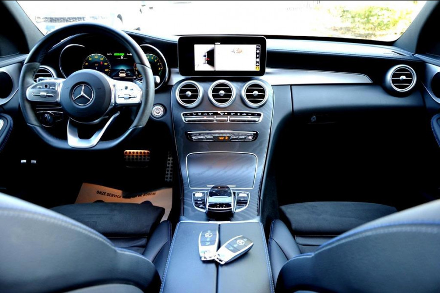Mercedes-Benz C-Klasse Estate 300 e AMG 360º/LEER/NAVI/PANO