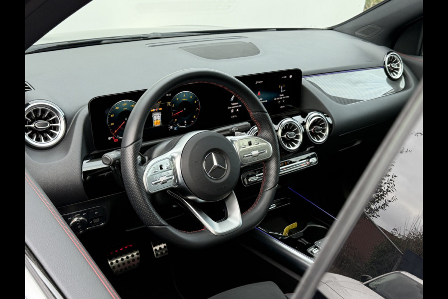 Mercedes-Benz GLA 200 Business Solution AMG | Pano | Memory | MultiBeam LED | Camera | 19 inch