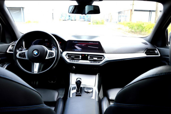 BMW 3-serie 330e High Executive AUT 292PK LED/LEER/NAV/LMV19