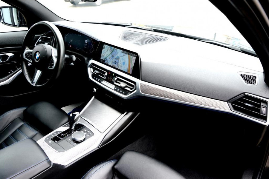 BMW 3-serie 330e High Executive AUT 292PK LED/LEER/NAV/LMV19