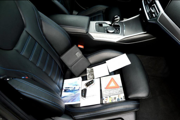 BMW 3-serie 330e High Executive AUT 292PK LED/LEER/NAV/LMV19