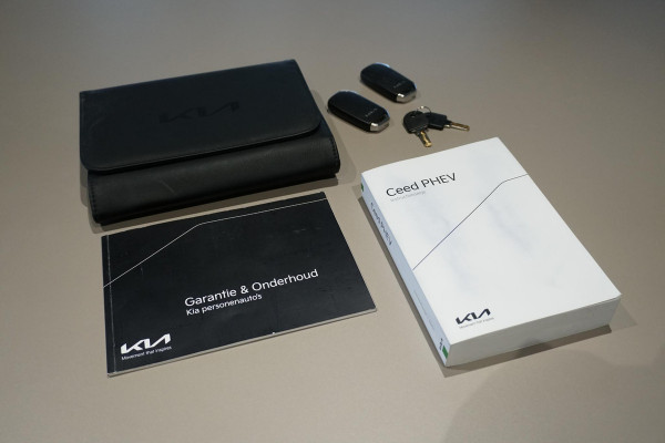 Kia Ceed Sportswagon 1.6 GDI PHEV ExecutiveLine + DEALER ONDERHOUDEN / PANO / STOELVENTILATIE