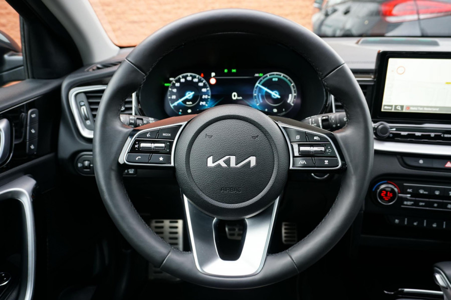 Kia Ceed Sportswagon 1.6 GDI PHEV ExecutiveLine + DEALER ONDERHOUDEN / PANO / STOELVENTILATIE