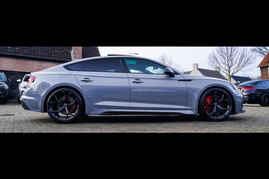 Audi RS5 Sportback 2.9 TFSI RS 5 Quattro Competition Plus | Kuipstoelen | Keramisch | Carbon | incl BTW | HuD | Bang&Olufsen |