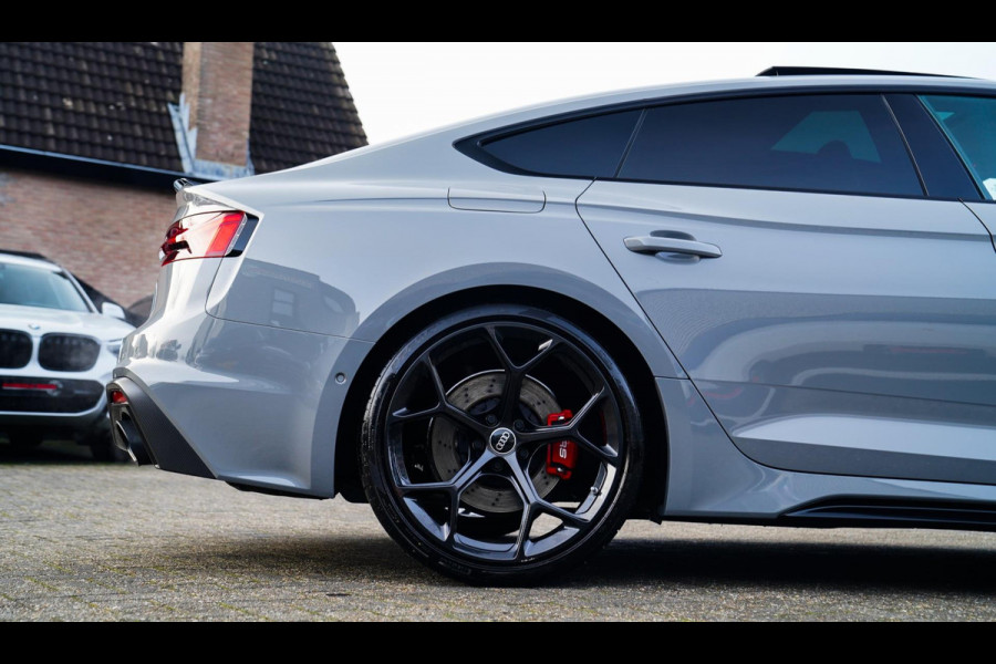 Audi RS5 Sportback 2.9 TFSI RS 5 Quattro Competition Plus | Kuipstoelen | Keramisch | Carbon | incl BTW | HuD | Bang&Olufsen |
