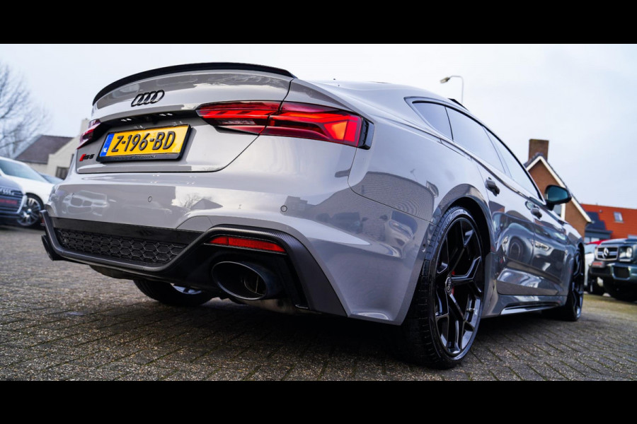 Audi RS5 Sportback 2.9 TFSI RS 5 Quattro Competition Plus | Kuipstoelen | Keramisch | Carbon | incl BTW | HuD | Bang&Olufsen |