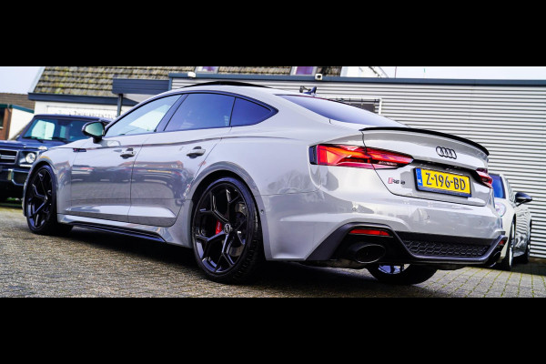Audi RS5 Sportback 2.9 TFSI RS 5 Quattro Competition Plus | Kuipstoelen | Keramisch | Carbon | incl BTW | HuD | Bang&Olufsen |