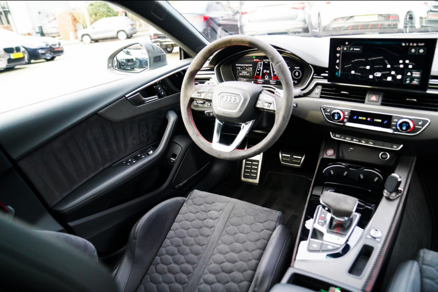 Audi RS5 Sportback 2.9 TFSI RS 5 Quattro Competition Plus | Kuipstoelen | Keramisch | Carbon | incl BTW | HuD | Bang&Olufsen |