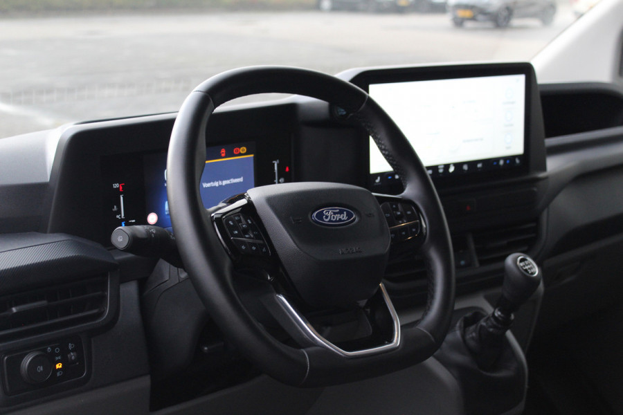 Ford Transit Custom 320 2.0-136 pk TDCI L1H1 Trend. Fabrieksgarantie t/m 23-06-2028 ! Adaptieve Cruise Control, Side- en lane assist, Navigatie, Camera, PDC V+A, LED verlichting, laadruimte bekleed etc.