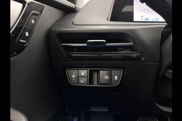 Kia Ev6 GT-Line 77.4 kWh (INCL.BTW) *AUT | PANO | HEAD-UP | LEATHER-ALCANTARA | ADAPTIVE-CRUISE | DIGI-COCKPIT | MERIDIAN-AUDIO | MEMORY-PACK | FULL-LED | KEYLESS | TOP-VIEW | DAB | BLIND-SPOT | NAVI-FULLMAP | PRIVAC