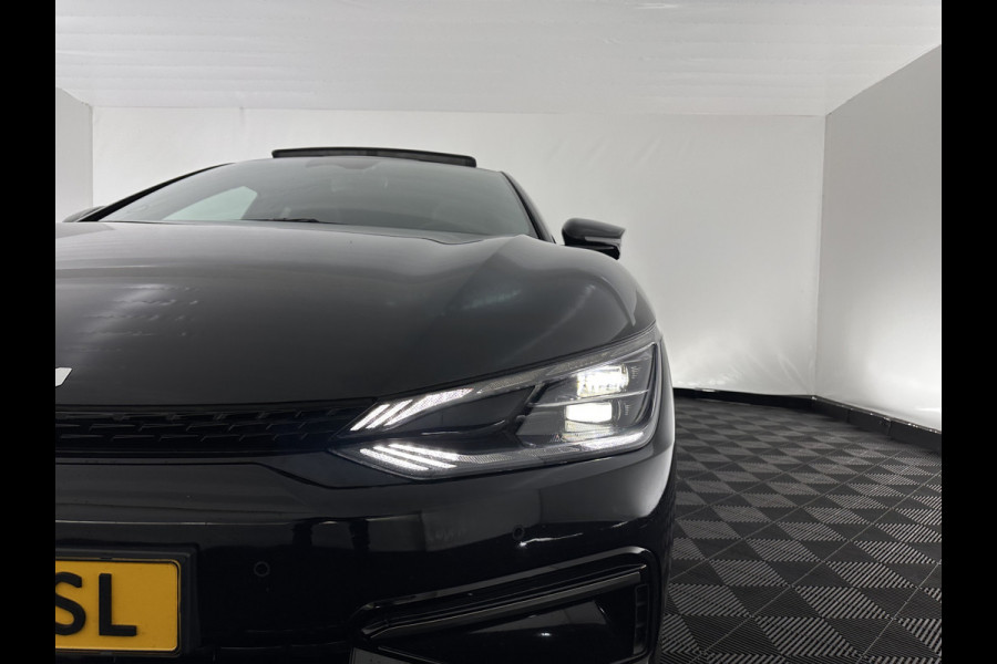 Kia Ev6 GT-Line 77.4 kWh (INCL.BTW) *AUT | PANO | HEAD-UP | LEATHER-ALCANTARA | ADAPTIVE-CRUISE | DIGI-COCKPIT | MERIDIAN-AUDIO | MEMORY-PACK | FULL-LED | KEYLESS | TOP-VIEW | DAB | BLIND-SPOT | NAVI-FULLMAP | PRIVAC