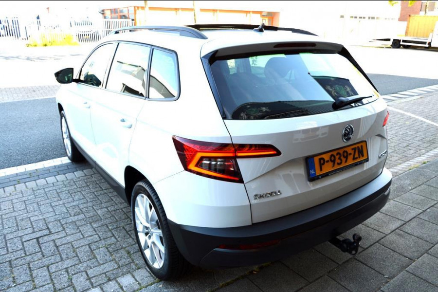 Škoda Karoq 1.5 TSI ACT Style AUT LED/CAM/S18/LEER/NAVI/PANO