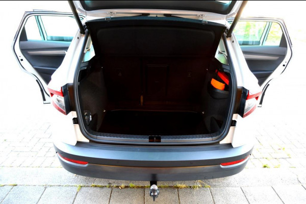 Škoda Karoq 1.5 TSI ACT Style AUT LED/CAM/S18/LEER/NAVI/PANO