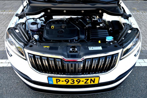 Škoda Karoq 1.5 TSI ACT Style AUT LED/CAM/S18/LEER/NAVI/PANO