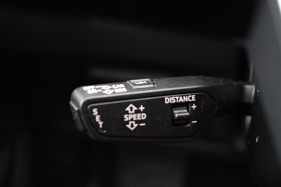 Audi e-tron 55 quattro S-Edition Pano ACC HUD B&O 23inch Softclose