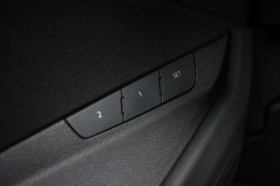 Audi e-tron 55 quattro S-Edition Pano ACC HUD B&O 23inch Softclose