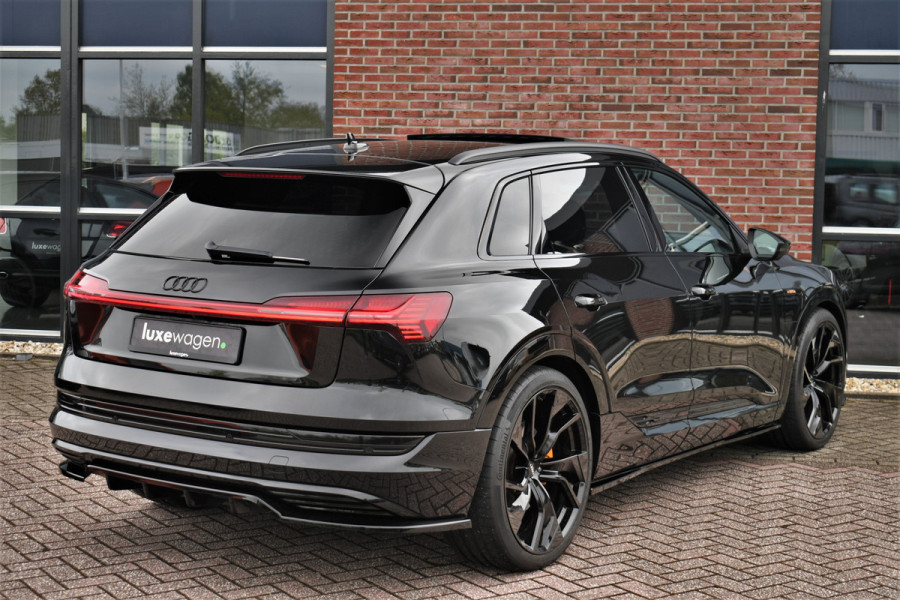 Audi e-tron 55 quattro S-Edition Pano ACC HUD B&O 23inch Softclose