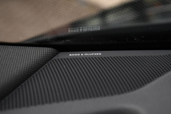 Audi e-tron 55 quattro S-Edition Pano ACC HUD B&O 23inch Softclose