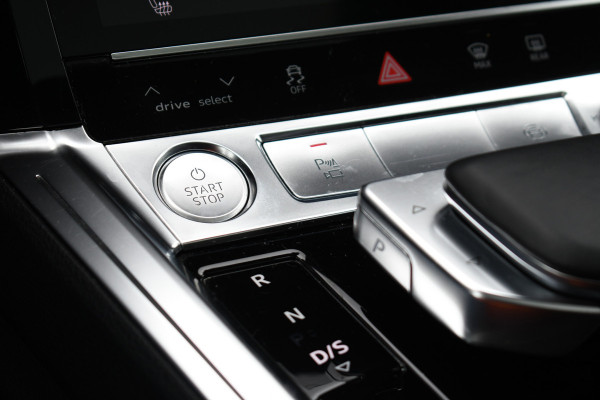 Audi e-tron 55 quattro S-Edition Pano ACC HUD B&O 23inch Softclose