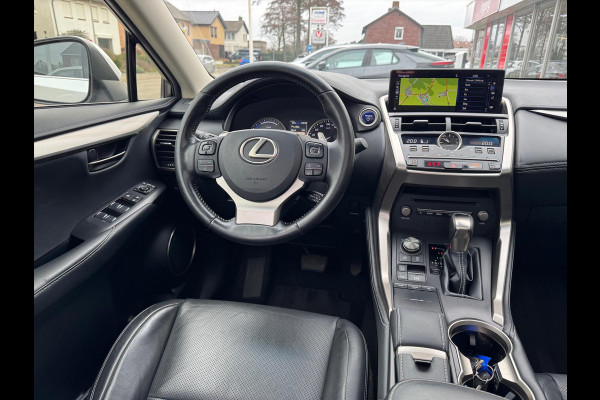 Lexus NX 300h AWD Luxury Line | Facelift, Panoramadak, Leer, Stoelverwarming, Groot scherm, Navigatie, Adaptive cruise control, 18 inch