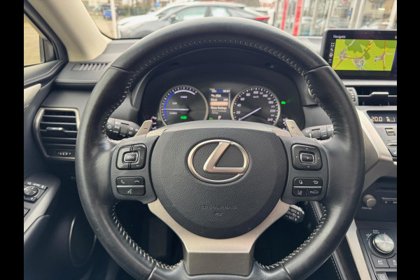Lexus NX 300h AWD Luxury Line | Facelift, Panoramadak, Leer, Stoelverwarming, Groot scherm, Navigatie, Adaptive cruise control, 18 inch