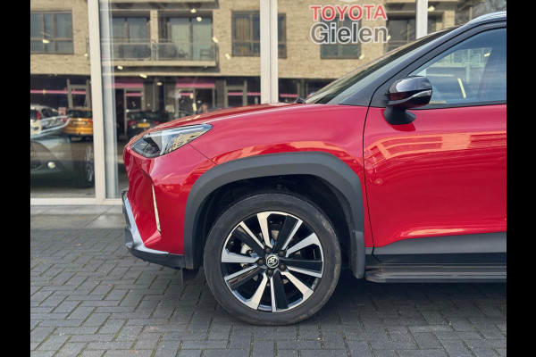 Toyota Yaris Cross 1.5 Hybrid Adventure AWD | Head up display, Elektrische achterklep, Leer, Stoel + Stuurverwarming, Smart connect, December 2021,